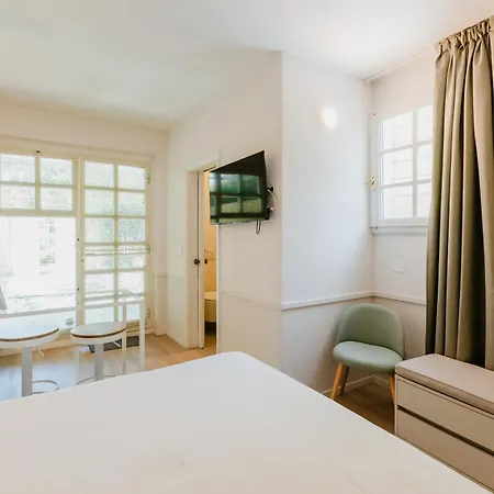 01 Apartment *